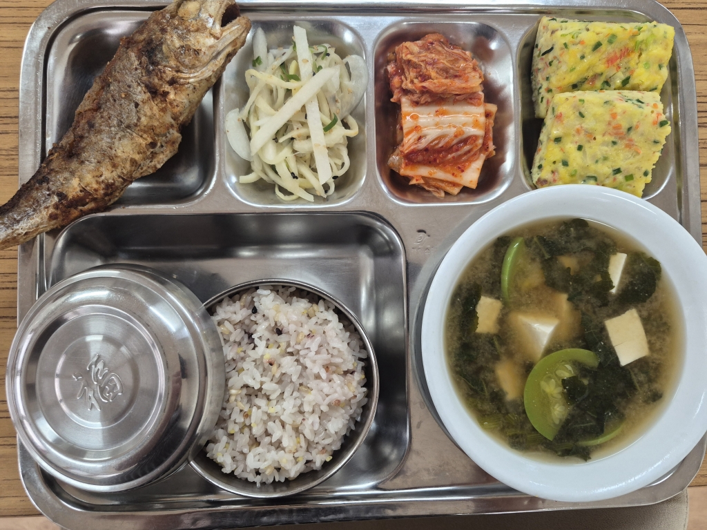 26.08.19(수) 중식